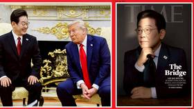 南韓總統李在明接受美國《時代》雜誌專訪（右圖），指美國貿易談判條件苛刻；左圖為他8月底訪問美國，與川普相談甚歡。路透社