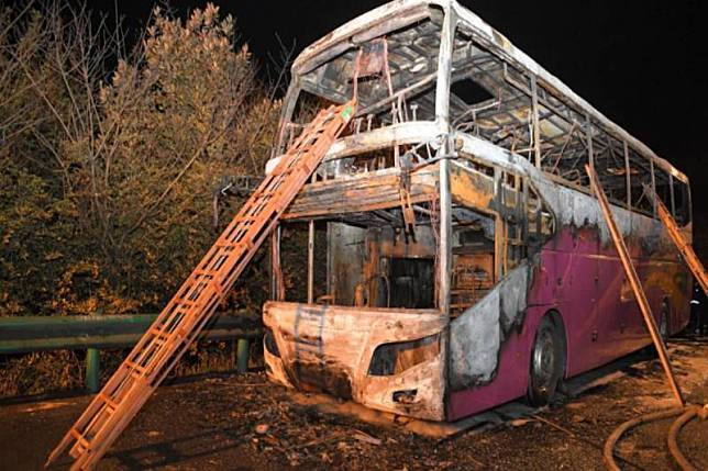 รถบัสทัวร์จีนไฟไหม้ คลอกผู้โดยสารดับสยอง26ศพ