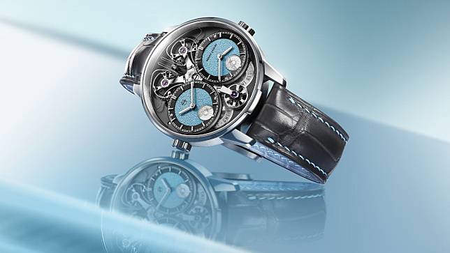 Armin Strom Dual Time GMT Resonance features two counters displaying two different time zones