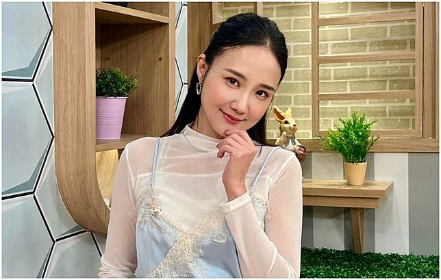 何妤玟曾有一段8年婚姻。(圖/何妤玟臉書)