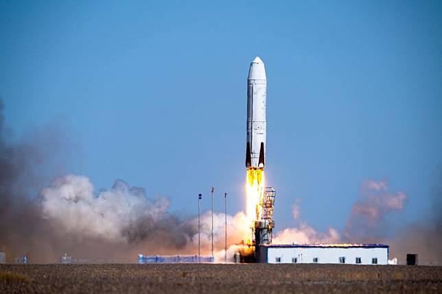 This photo shows the reusable rocket Nebula-1, developed by Chinese private rocket company Deep Blue Aerospace, blasting off during a high-altitude vertical recovery flight test in north China's Inner Mongolia Autonomous Region, Sept. 22, 2024. (Deep Blue Aerospace/Handout via Xinhua)