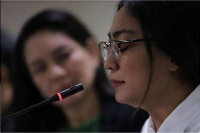 在菲律賓從事網路博彩業的台灣女子賴羽倩，2月12日在鏡頭前聲淚具下，向當地媒體揭露她求職的悲慘經歷。（BBC中文網）
