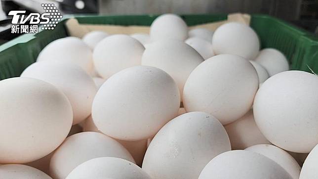民眾抱怨，雞蛋供應回穩後，蛋價卻沒有下降。（示意圖／TVBS資料照）
