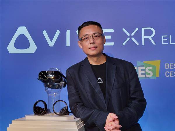 HTC亞太區總經理黃昭穎表示樂見更多大廠投入VR市場，這證明當初HTC朝元宇宙發展是正確方向。戴嘉芬攝