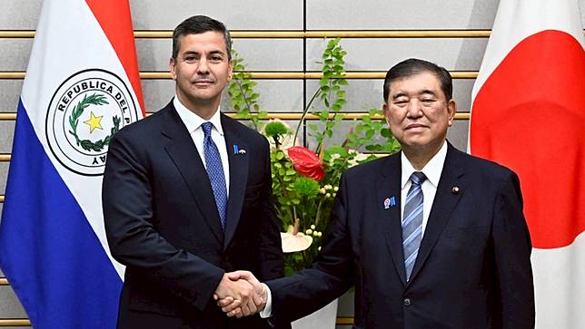 2025年5月21日，日本首相石破茂與巴拉圭總統潘尼亞在東京簽署戰略夥伴關係協議。路透社