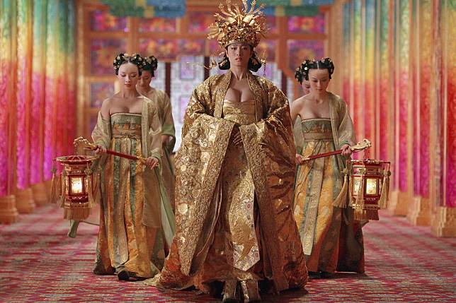 Gong Li, who turns 55 on December 31, 2019, plays Empress Phoenix in 2006 movie Curse of the Golden Flower. Photo: Reuters/Buena Vista Columbia Tristar Films