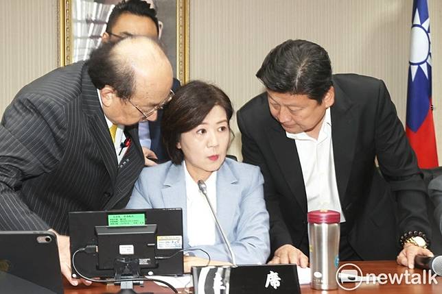 王育敏 遭控曾當頂新「門神」 王育敏：王義川不道歉就提告| 新頭殼| LINE TODAY