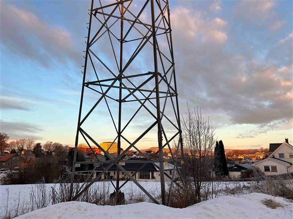 挪威南部希恩（Skien）一處電塔。路透社