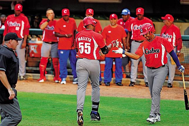 有「紅色閃電」美譽的古巴國家棒球隊，年底可望來台與味全龍隊進行熱身賽。（東方IC）