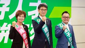 劉建國（中）。李政龍攝（資料照）