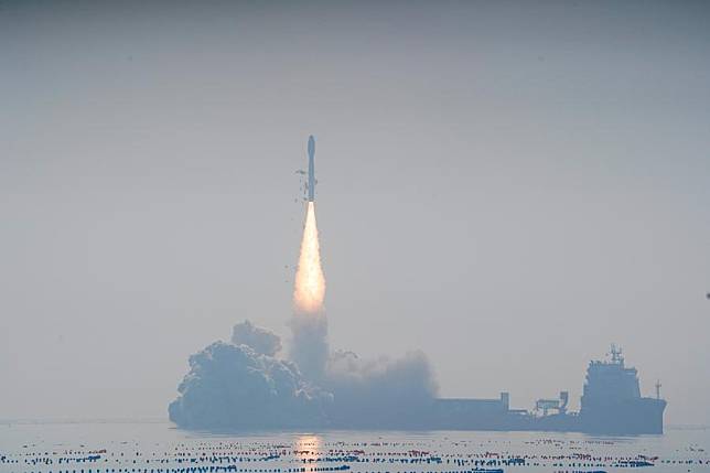 A Smart Dragon-3 rocket carrying the satellite group CentiSpace 01 blasts off from the sea near the city of Haiyang in east China's Shandong Province, Jan. 13, 2025. (Photo by Xu Yajing/Xinhua)