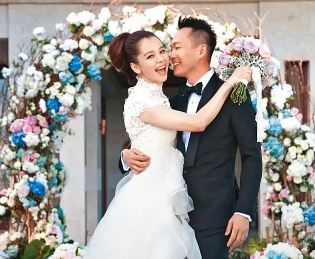 ▲徐若瑄（左）驚爆離婚豪門老公李雲峰，9年婚姻劃下句點。（圖／銀魚音樂提供）