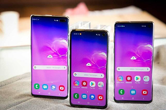 三星日前推出新機Galaxy S10e、S10、S10+。<br  />
   圖：翻攝三星官網