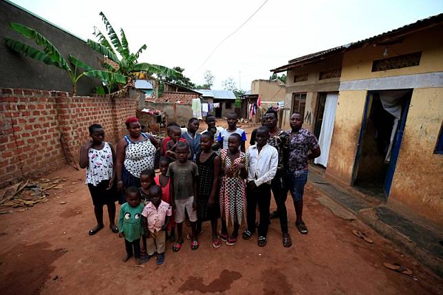 烏干達一名女子娜芭坦茲共產下44名子女，成為當地傳奇性人物。(路透)