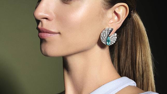 Paraiba tourmaline, diamond and aluminum earrings (Photo: courtesy of Forms)