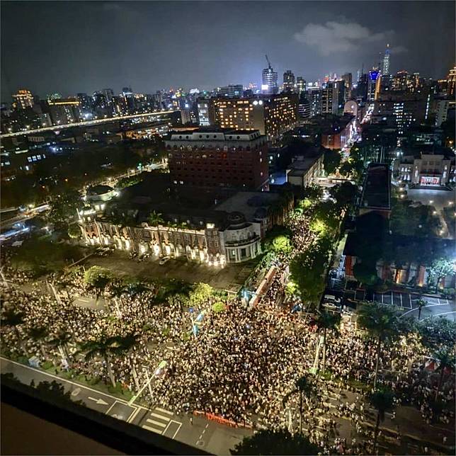 快新聞／感謝10萬公民站出來發聲！　賴清德深夜喊話藍白「重視這些聲音」