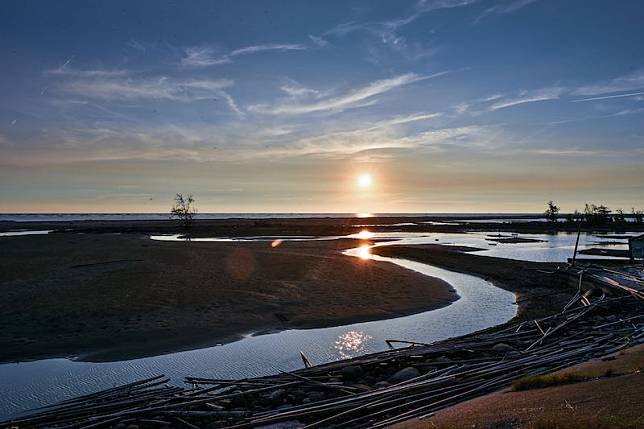 白水湖壽島美麗的夕陽。（圖／嘉義縣政府提供）