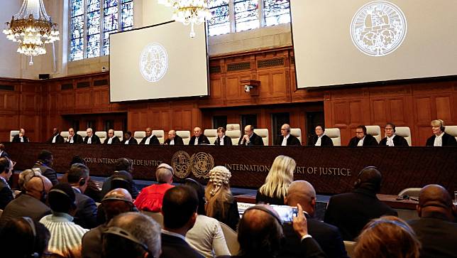 國際法院由17名法官組成的合議庭，1月26日裁定以色列必須盡一切可能防止加薩種族滅絕。路透社