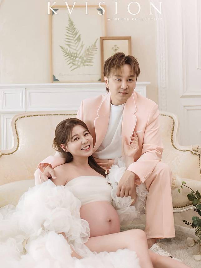 謝京穎儀式感滿滿，拉老公拍孕婦寫真。翻攝謝京穎臉書
