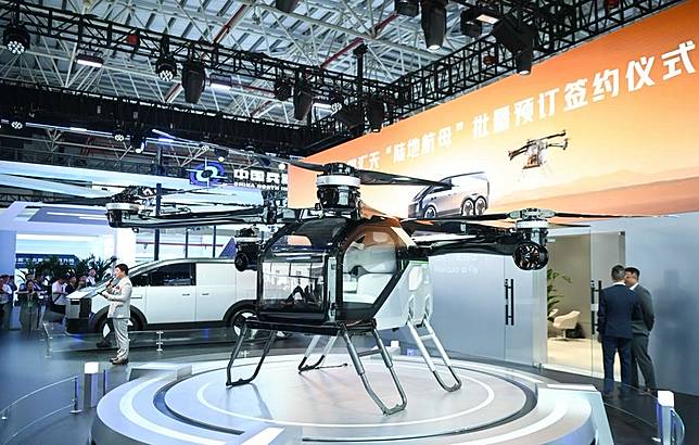 This photo taken on Nov. 13, 2024 shows the &ldquo;Land Aircraft Carrier,&rdquo; a flying car developed by Chinese electric vehicle maker XPENG, at the low-altitude economy area of Airshow China in Zhuhai, south China's Guangdong Province. (Xinhua/Deng Hua)