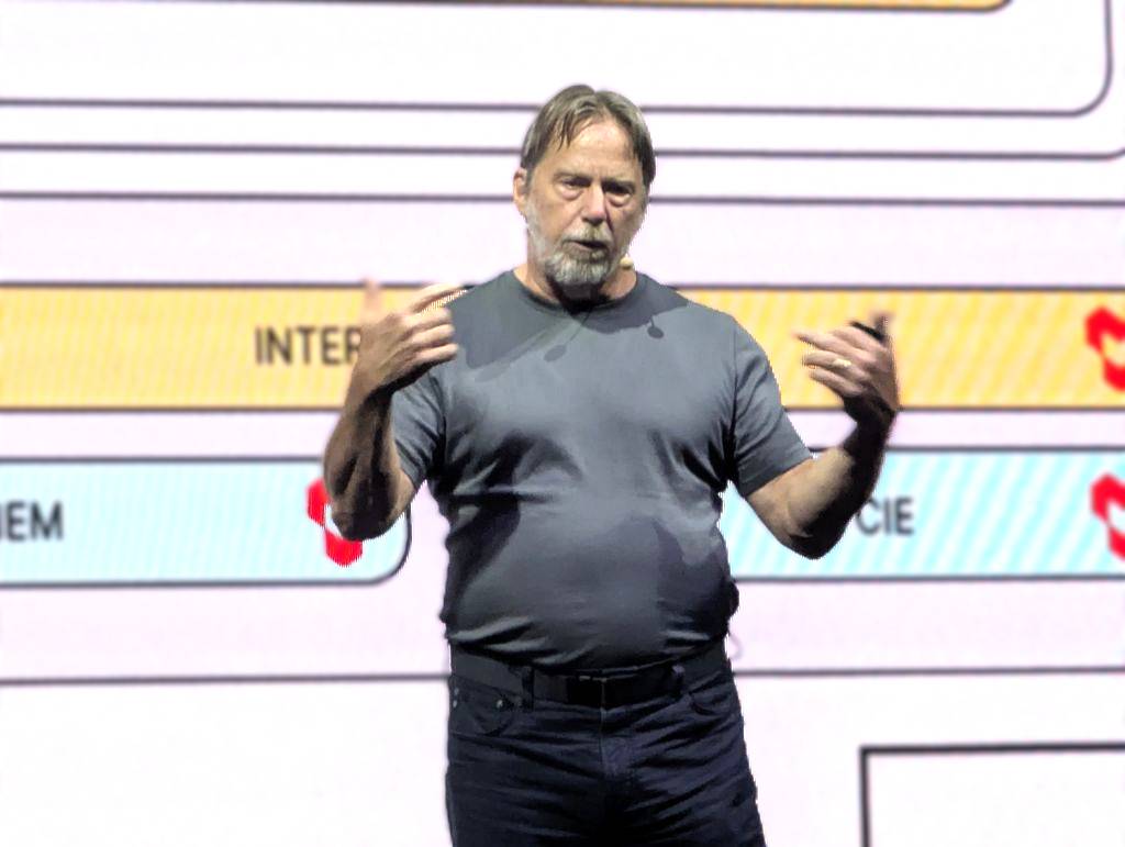 Re: [請益] 還有類似AMD的標的嗎