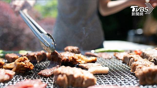 中秋節越來越少人烤肉，網友好奇式微原因。（示意圖／shutterstock 達志影像）