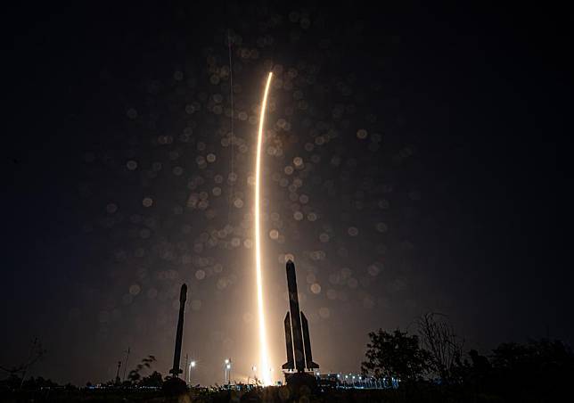 This long-exposure photo shows a modified version of the Long March-7 carrier rocket carrying the Zhongxing-3A satellite blasting off from the Wenchang Space Launch Site on the coast of southern island province of Hainan, June 29, 2024. (Xinhua/Pu Xiaoxu)