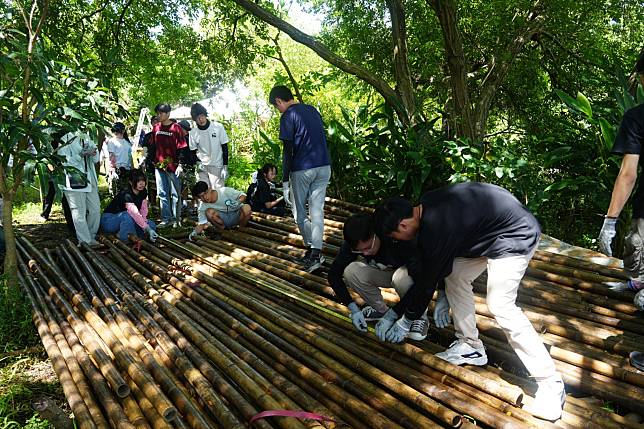 中原大學把真實世界搬進教室，落實教育部USR實踐計畫，鼓勵師生用行動回應在地需求。圖：中原大學提供