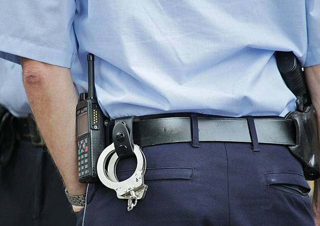 新加坡一名78歲老婦將緬甸籍女傭視如親人，不僅在生活上多方照顧，逢年過節還送紅包、禮物，沒想到卻被盜領。示意圖／翻攝自pixabay