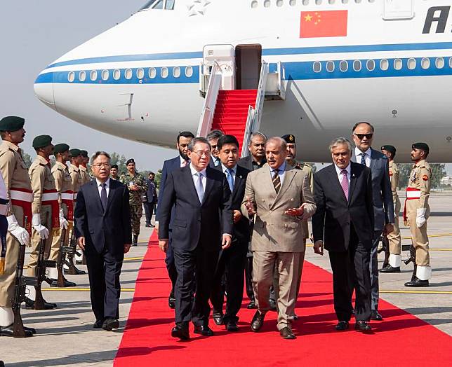 Chinese Premier Li Qiang arrives in Islamabad, Pakistan, Oct. 14, 2024, to attend the 23rd Meeting of the Council of Heads of Government of Member States of the Shanghai Cooperation Organization. (Xinhua/Li Tao)