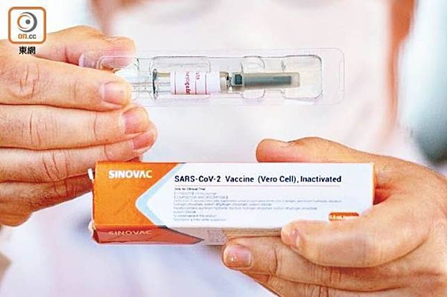 截至昨日下午4時，約1萬名市民透過私家醫生接種科興疫苗。