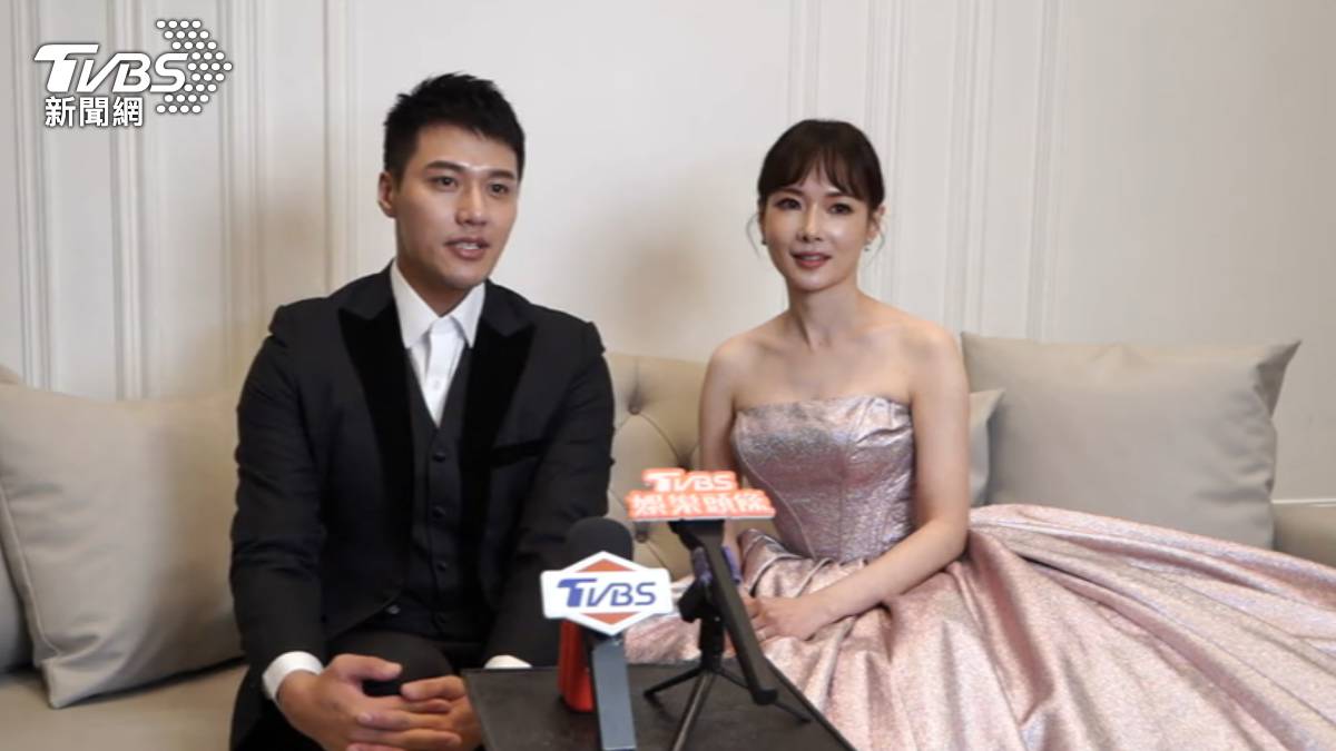 情人節宣布結婚了！張睿家.黃安若「農曆鬼門開」登記結婚 | TVBS | LINE TODAY