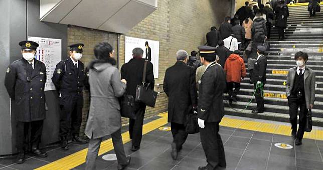 JR東日本站務員確認感染新冠肺炎　發燒時仍在車站上班