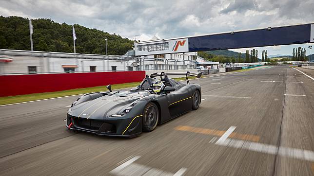 嘉鎷興業宣布引進 Dallara Stradale，首批配額即日起開始接單！