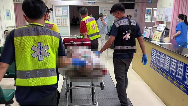 遭毆打的周姓受刑人。圖／台視新聞
