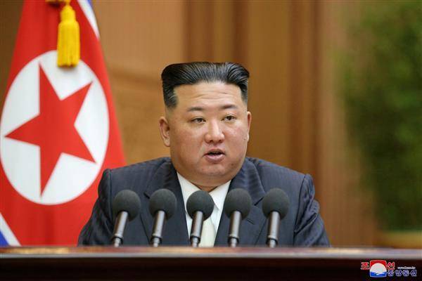 北韓領導人金正恩8日出席最高人民會議，宣布通過新法確立核武政策。路透社