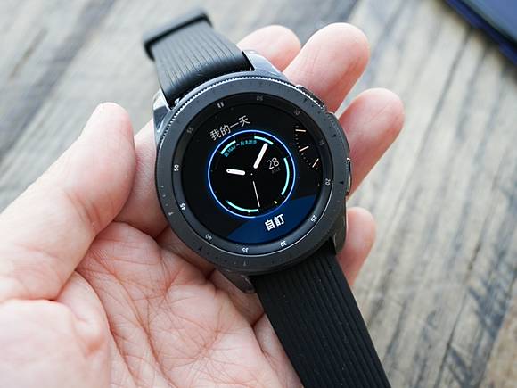 Galaxy store watch mobile01