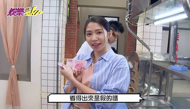 曾智希在《豆腐媽媽》飾演萬家媳婦「李文英」。(民視提供)