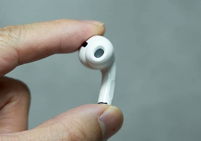 AirPods Pro 2 USB-C 版開賣搶先開箱體驗分享!用iPhone15就能幫它充電!搭配Vision Pro 將「解鎖」保真壓縮⾳訊超低延遲傳輸| AirPods Pro 2 USB-C 版開賣搶先開箱體驗分享!用iPhone15就能幫它充電!搭配Vision Pro 將「解鎖」保真壓縮⾳訊超低延遲傳輸|
