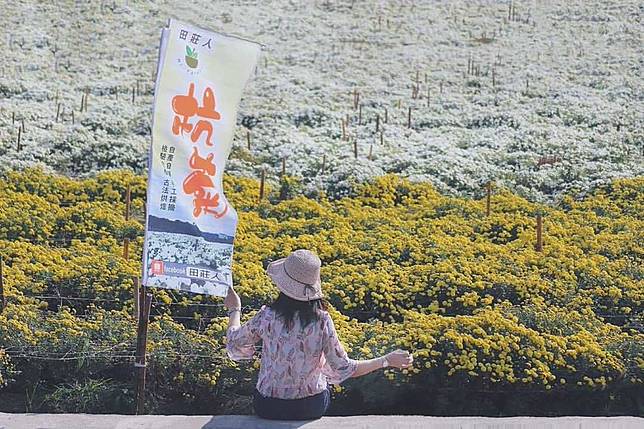 INSTAGRAM:@3more_hi4