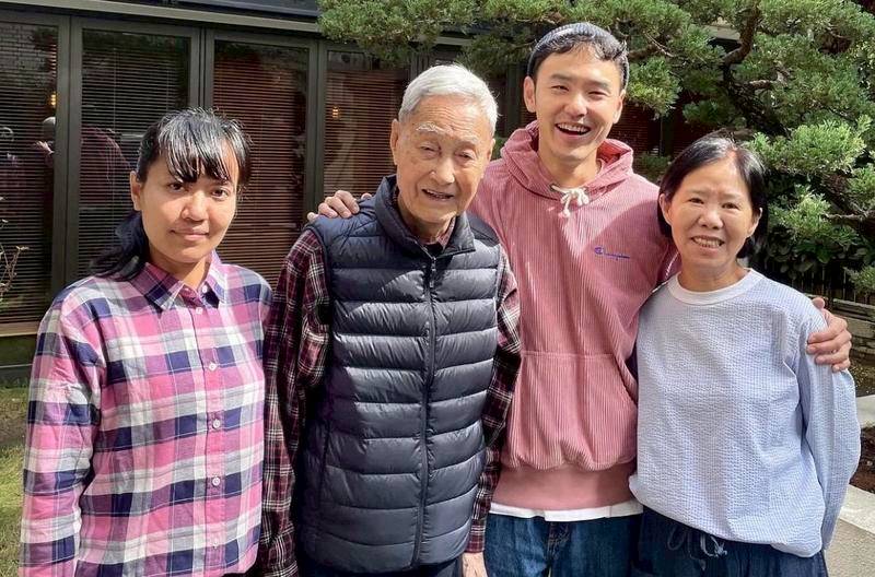 阮經天慟別97歲爺爺IG發文哀悼嘆幸福與悲傷交雜| 鏡週刊| LINE TODAY