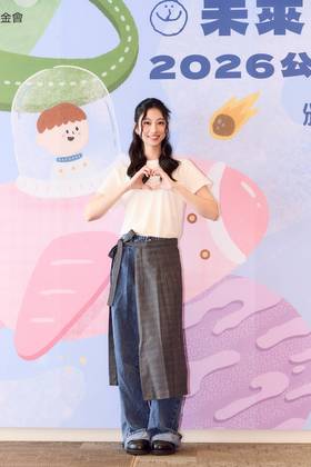 顧穎被問到是否背負「星二代」的壓力時候，笑著回應：「我只想專心把自己的事做好。」（圖／羅慧夫顱顏基金會提供）