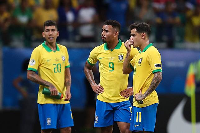 Gabriel Jesus(中)、Coutinho(右)均不在巴西國家隊最新培訓名單中。(達志影像資料庫)