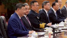 2026年5月14日，中國國家主席習近平（左）在北京人民大會堂與美國總統川普舉行會談。美聯社