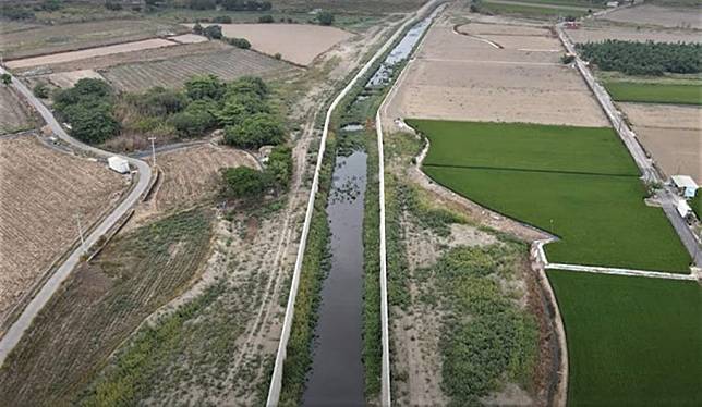 鹽水排水高速公路以西河道治理工程。（水利局提供）