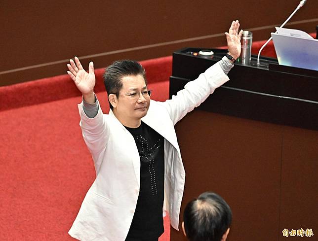 吳春城25日宣布辭立委。(資料照)