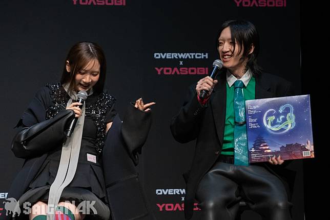YOASOBI 4th EP「THE BOOK for,」鬥陣特攻限定版(背面)