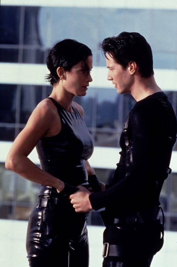 凱莉安摩絲與基努李維是螢幕情侶！圖片來源：<a href=