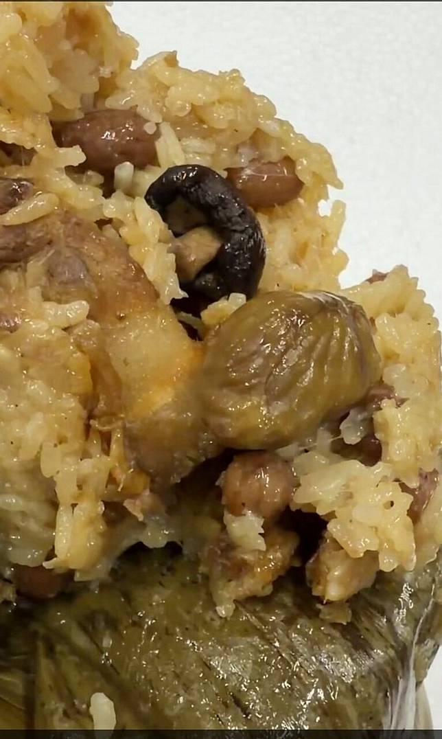 虎尾鎮農會推出的「虎霸王花生粽」今年改名為「虎吉粽」，因料實味美，短短兩周就賣出10萬顆。記者蔡維斌／攝影