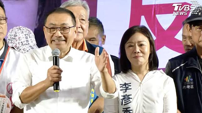 侯友宜今（19）日受訪時酸說，曹興誠在講「肖話」，大家都聽不懂。（圖／TVBS）